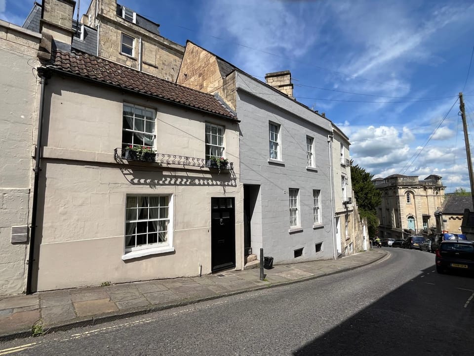 Property building, Street view