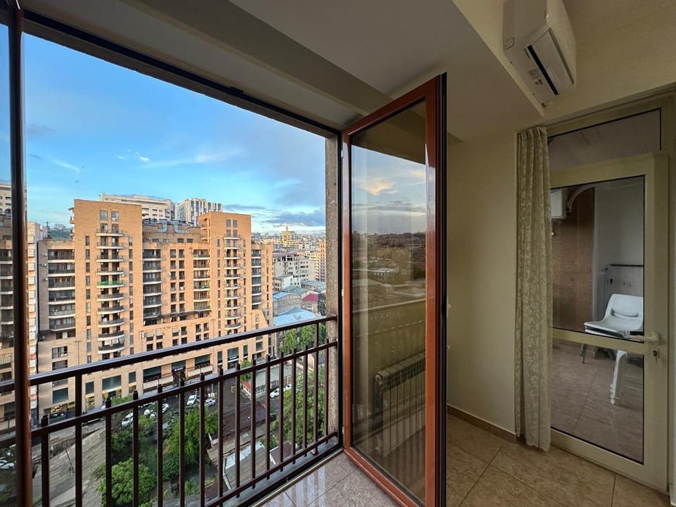1 bedroom, Modern New Euro Renovated apartment BU1399 Apartment in Yerevan
