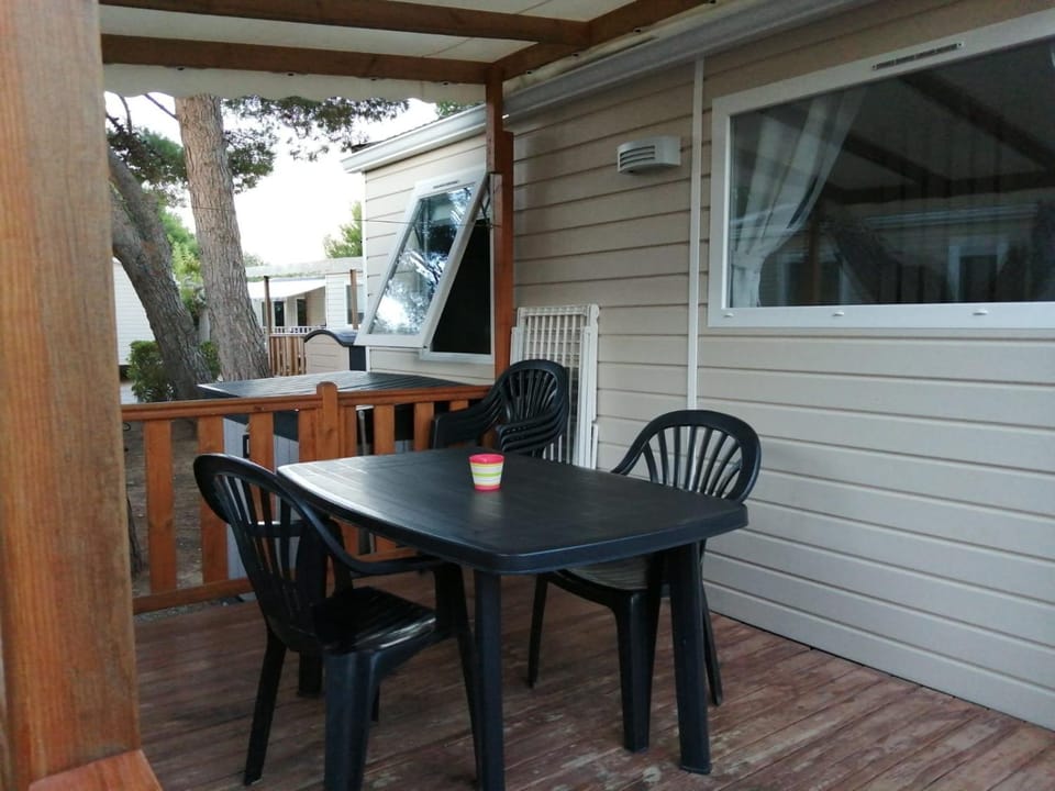 Charmant mobil-home cosy 149 Campground/ 
RV Resort in Narbonne
