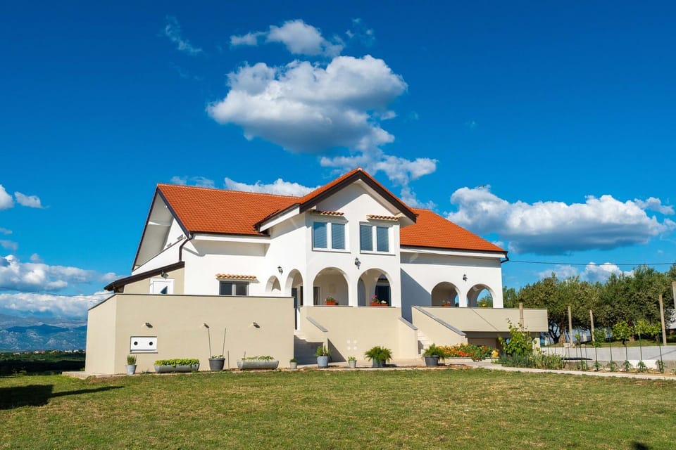Property building, Spring, Day, Natural landscape