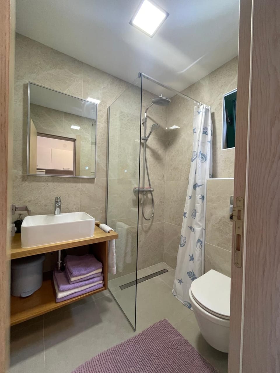 Shower, Toilet, Bathroom