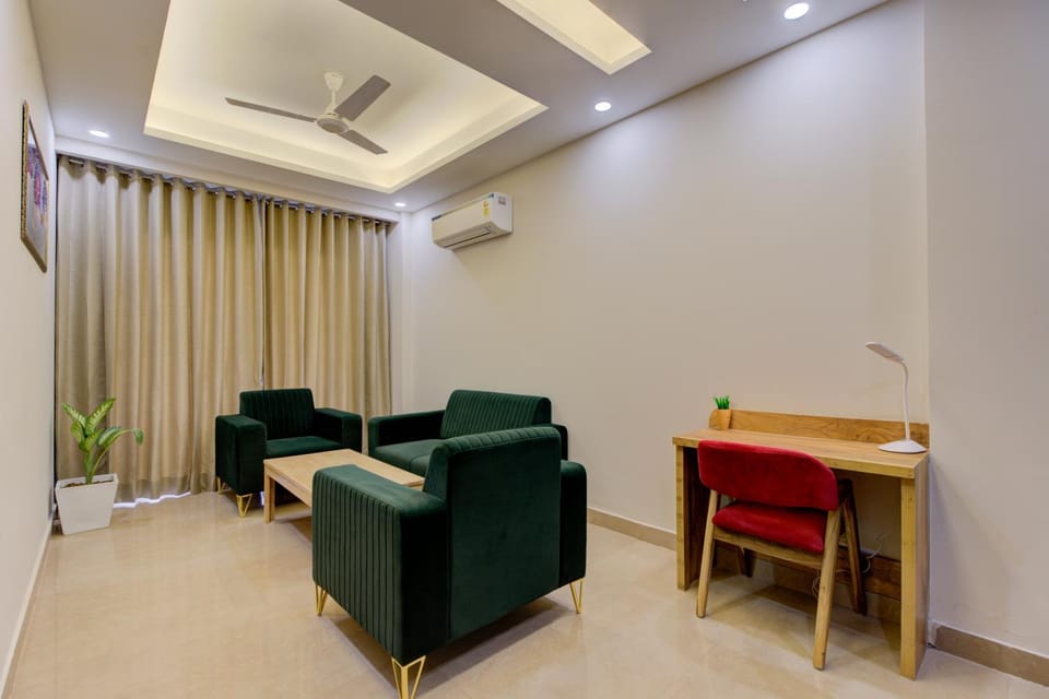 Living room, Seating area, air conditioner