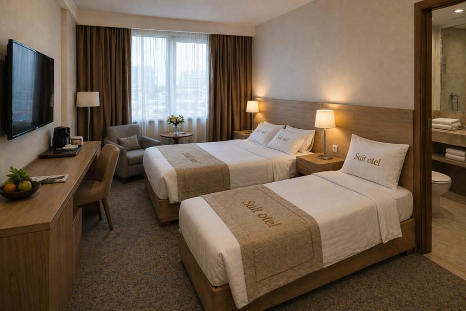 Communal lounge/ TV room, Bed, TV and multimedia, Photo of the whole room, Evening entertainment, Bedroom, hair dresser