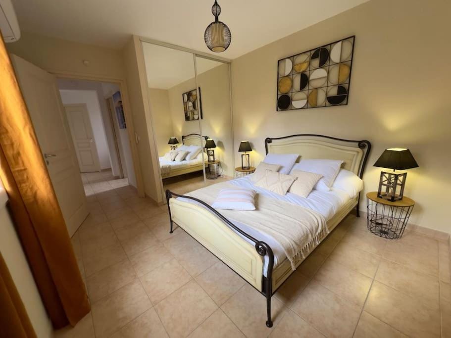 72 m2 Centre-ville avec jardin House in Porto-Vecchio