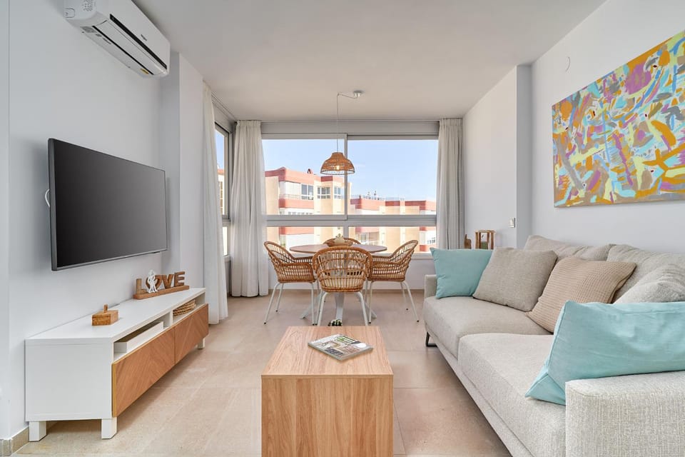 TV and multimedia, Living room, air conditioner