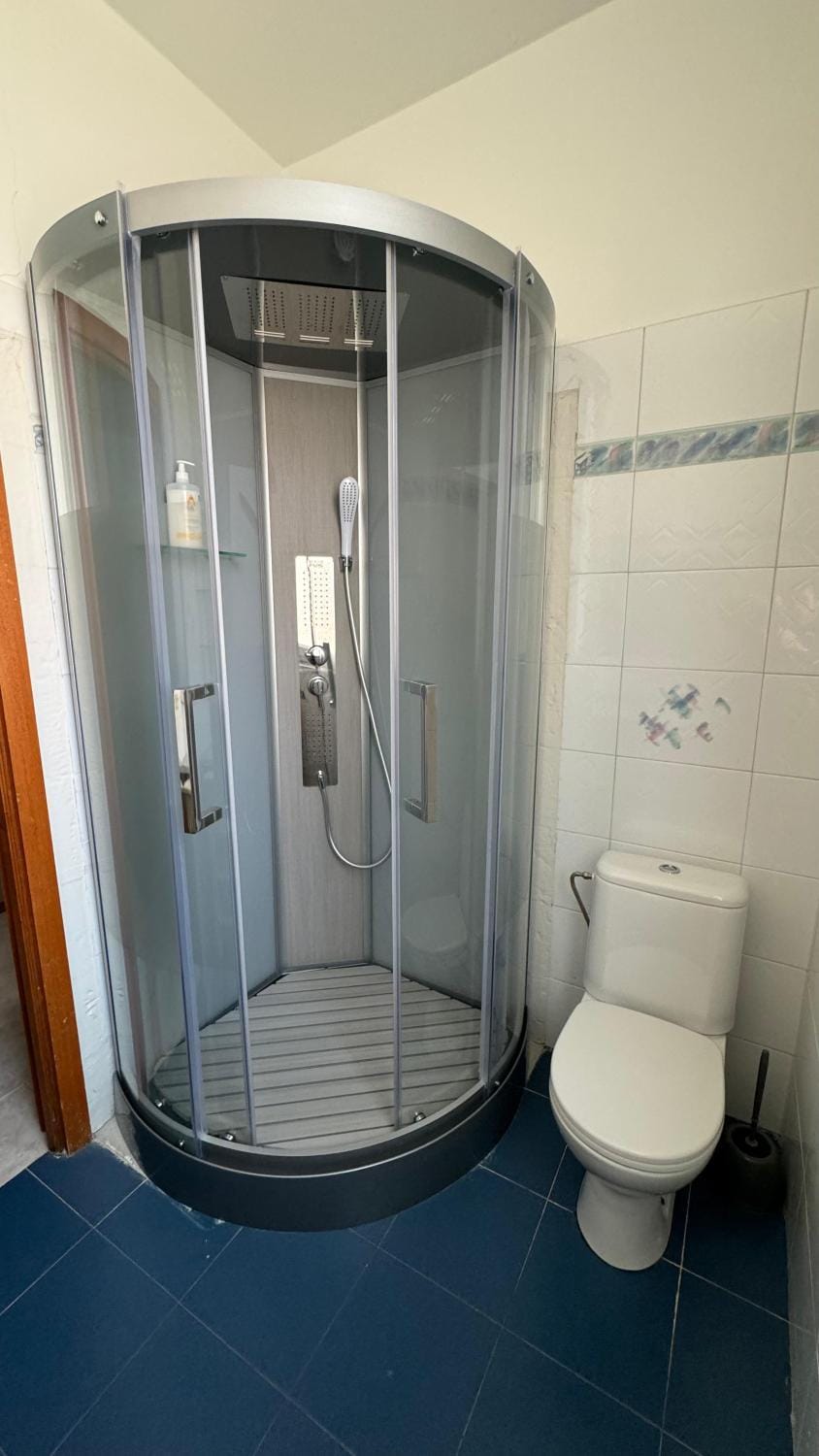 Shower, Toilet, Bathroom
