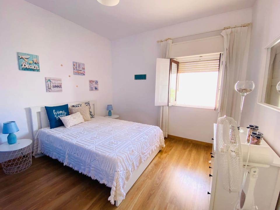 Bia Vintage Villa - Casa com Vista Mar, Terraço e Jardim no Centro de Alvor House in Alvor