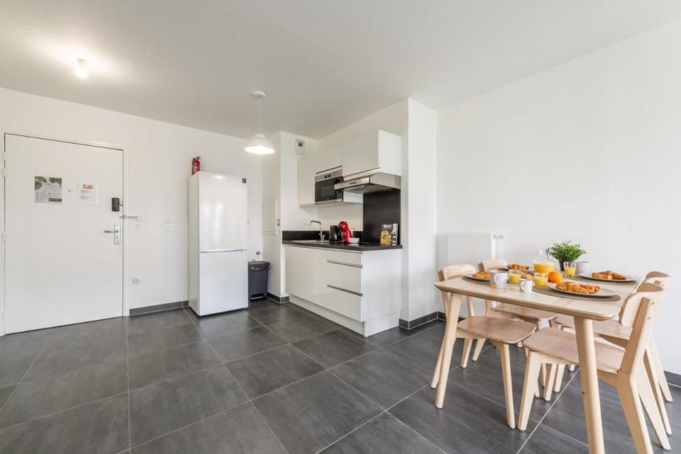 L'Ambre - T2 Lumineux - Parking, RER A, Disneyland Apartment in Île-de-France