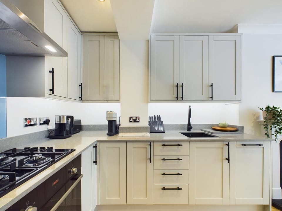 Kitchen or kitchenette, dishwasher, pet friendly, stove, toaster
