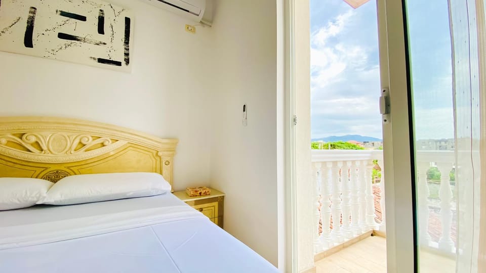 Bed, Balcony/Terrace, Bedroom, air conditioner