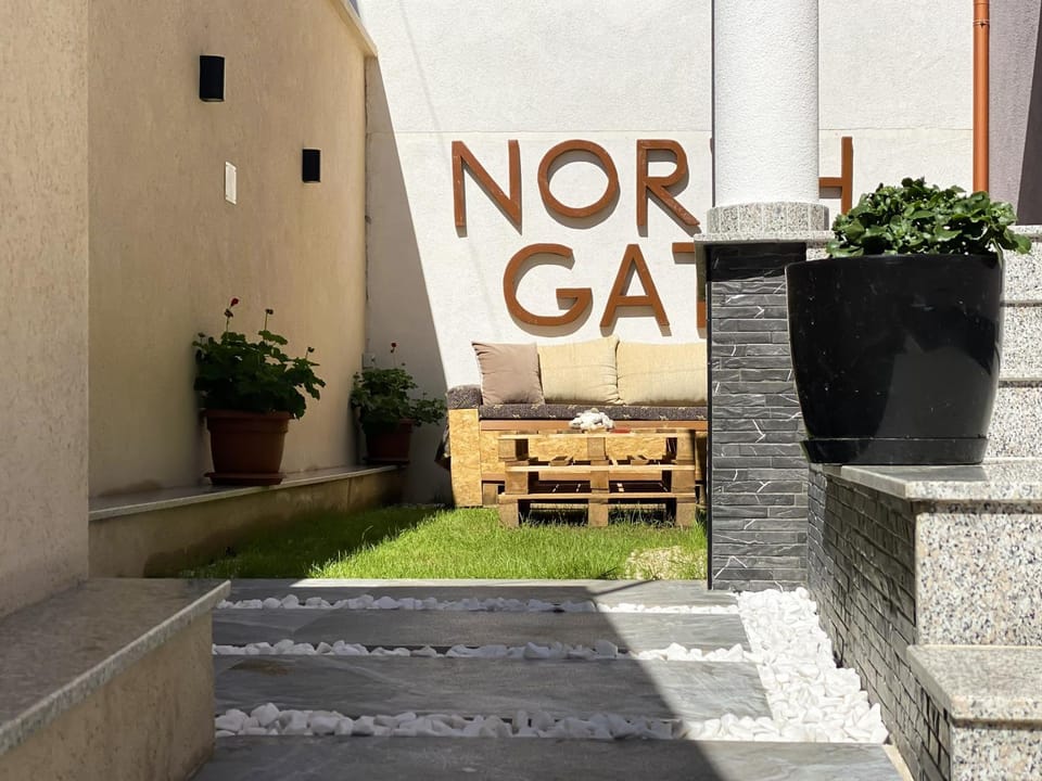 Property building, Garden, Garden view