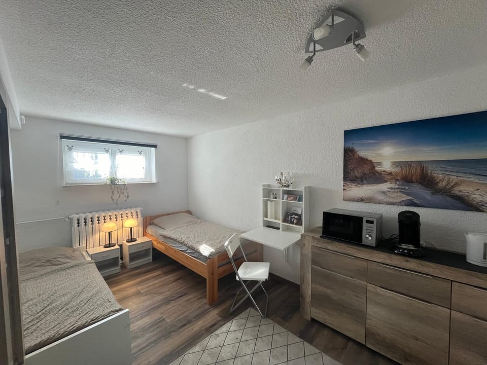 1-Raum Ferienwohnung Souterrain Niederorschel Apartment in Thuringia, Germany