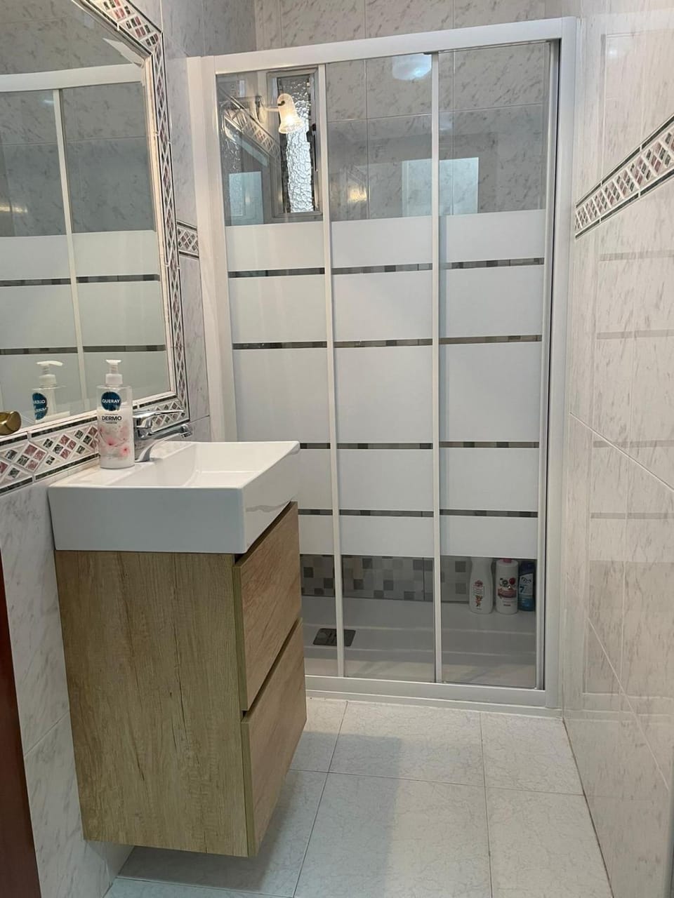 Shower, Bathroom