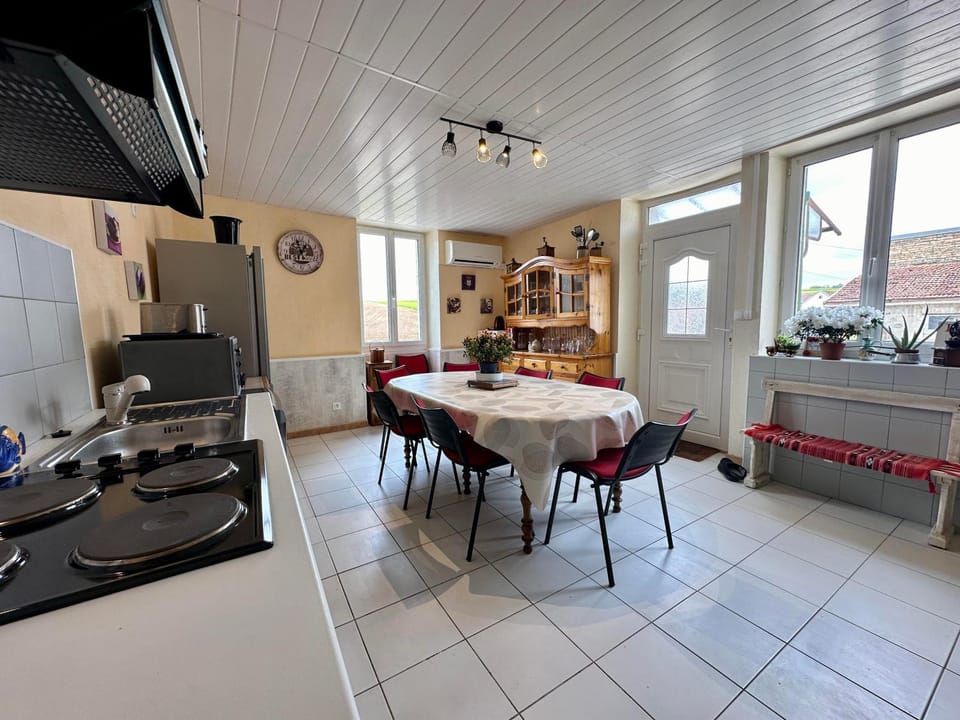 Le Val Thibaud House in Bourgogne-Franche-Comté