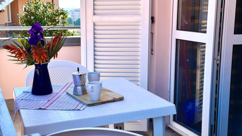 Palme 13 - Marcelli, bilocale con terrazzino, Residence Le Palme Apartment in Marcelli