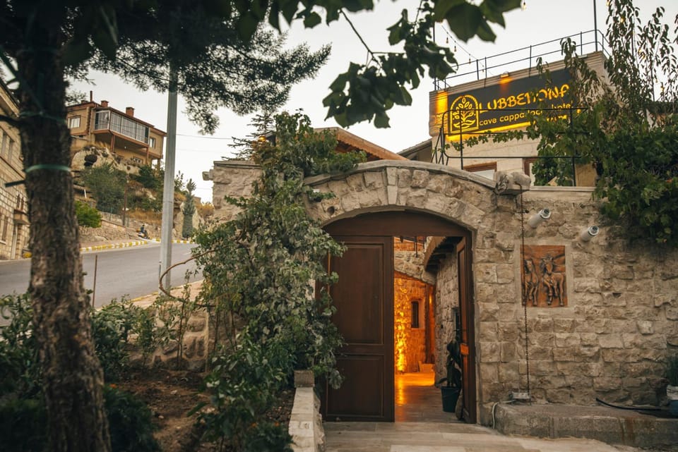 Property building, Day