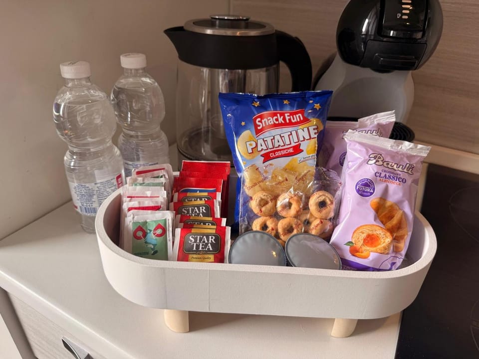 Coffee/tea facilities