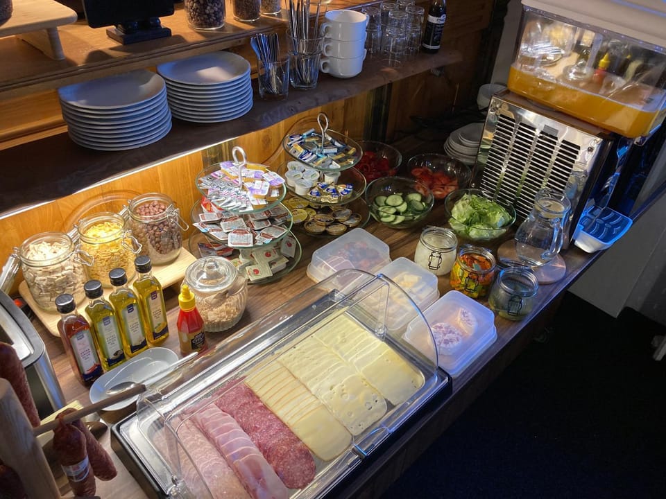Buffet breakfast