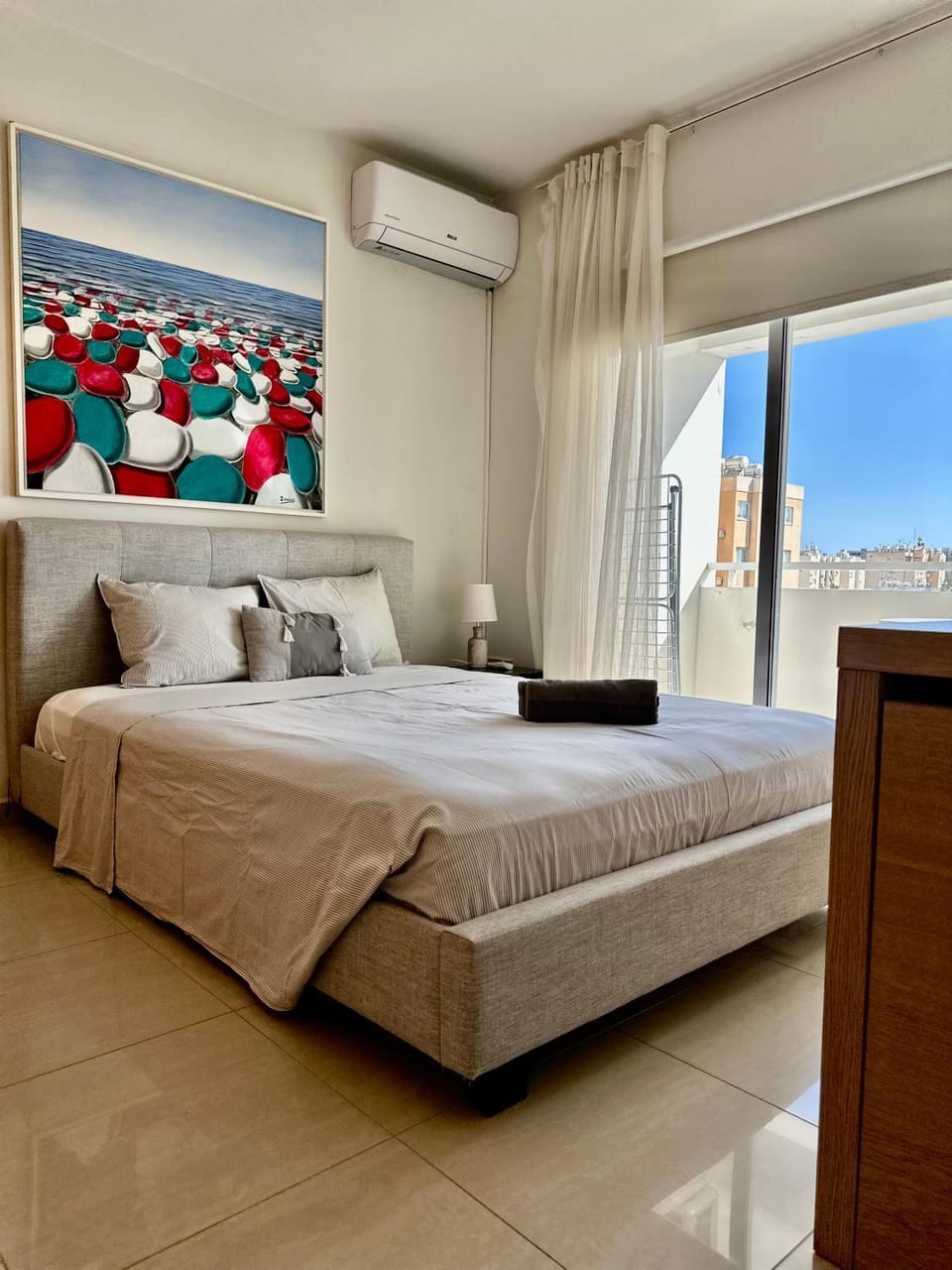 Bedroom, air conditioner