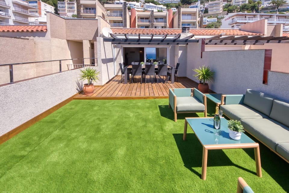 Garden, Garden, Balcony/Terrace, Balcony/Terrace