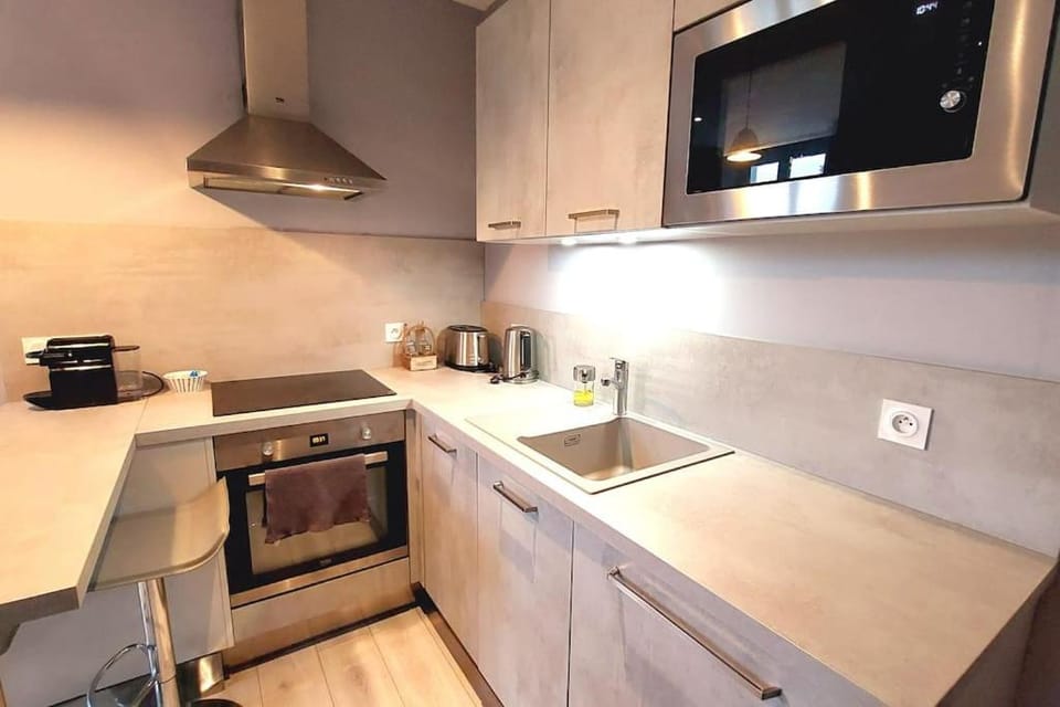 Coffee/tea facilities, Kitchen or kitchenette, dishwasher, minibar, pet friendly, stove, toaster