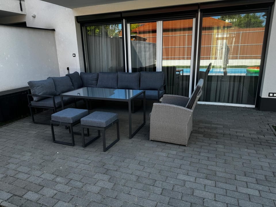 Balcony/Terrace, Seating area