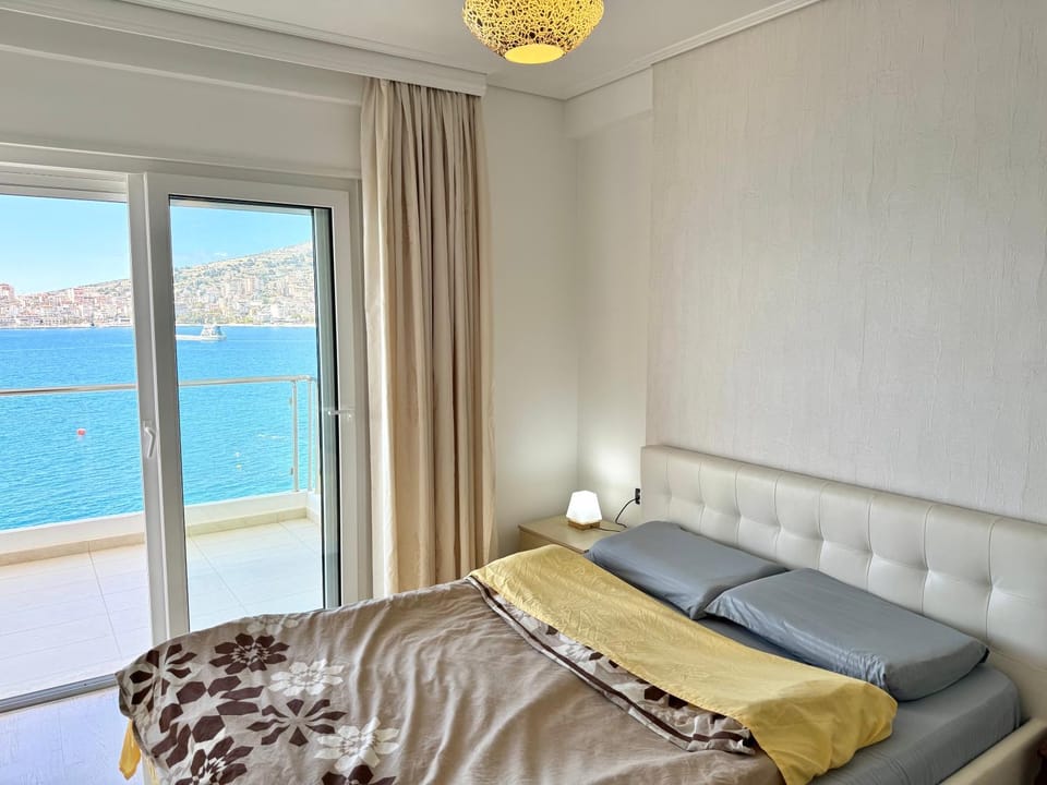 Bedroom, Sea view