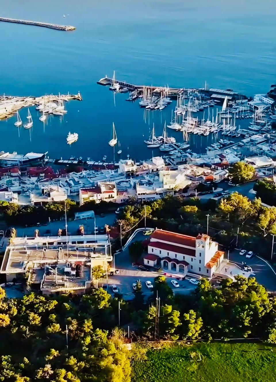 ROYAL BLUE GRAND Suite No 4 Piraeus Port Apartment in Pireas