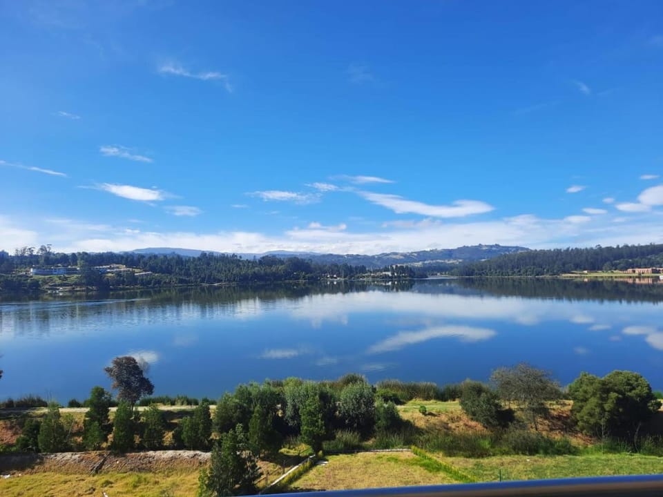 Nearby landmark, Natural landscape, Balcony/Terrace, Lake view, Mountain view