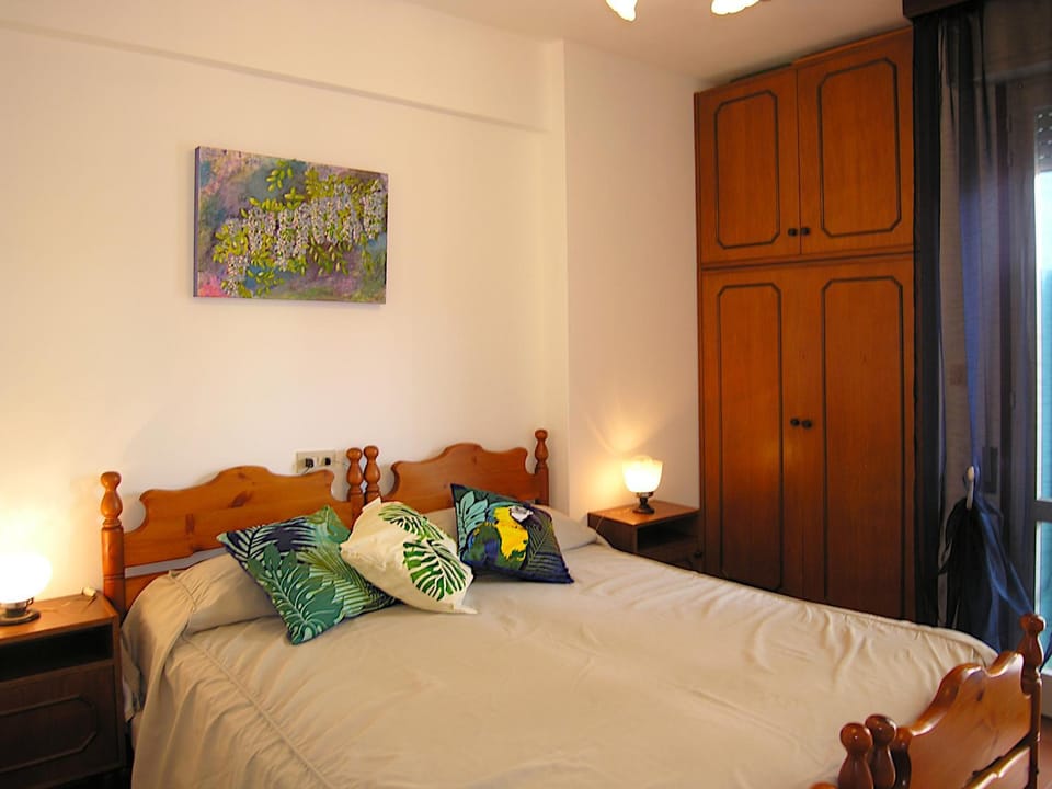 Bed, Bedroom, wardrobe