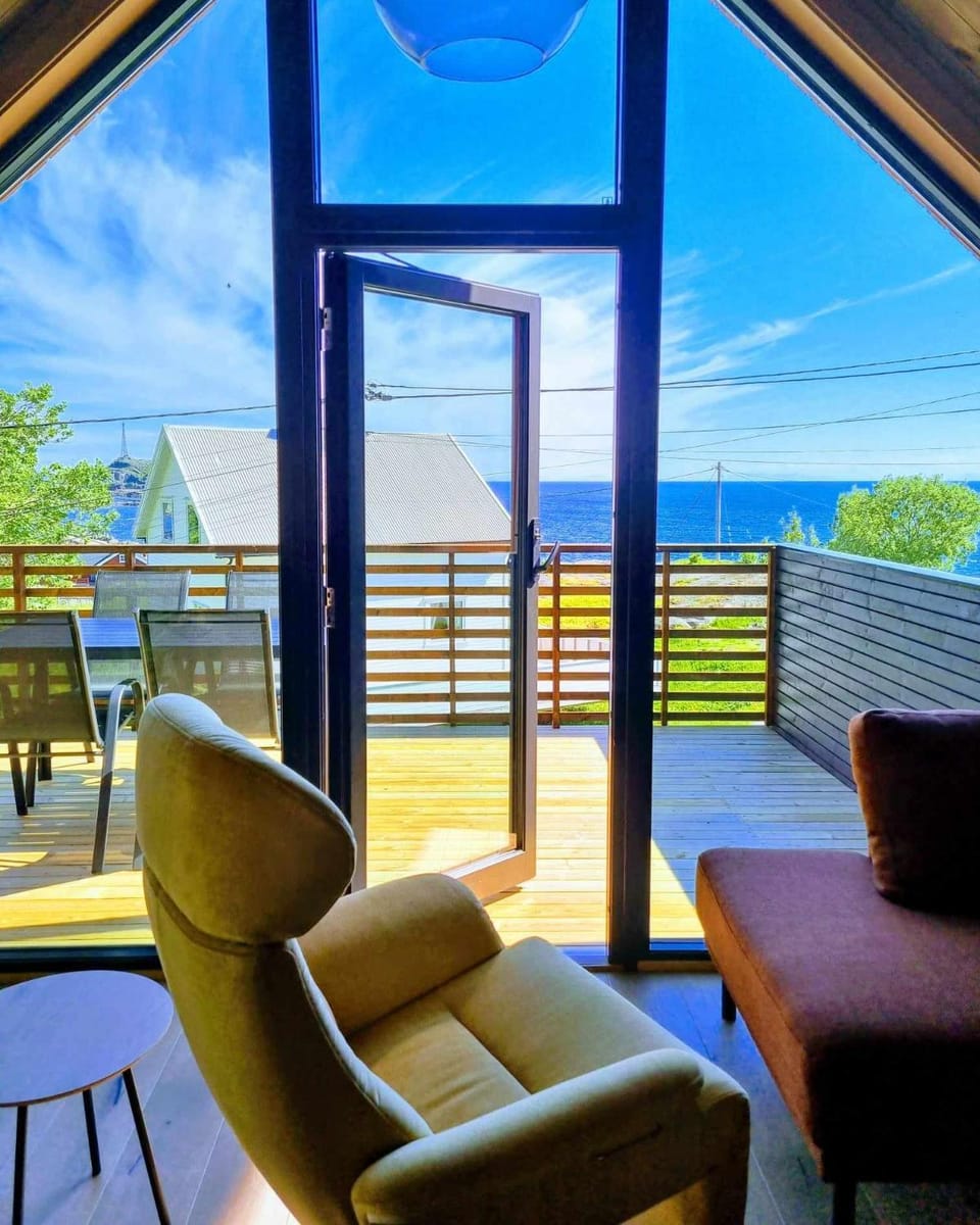 Patio, Day, View (from property/room), Balcony/Terrace, Living room, Seating area, Sea view