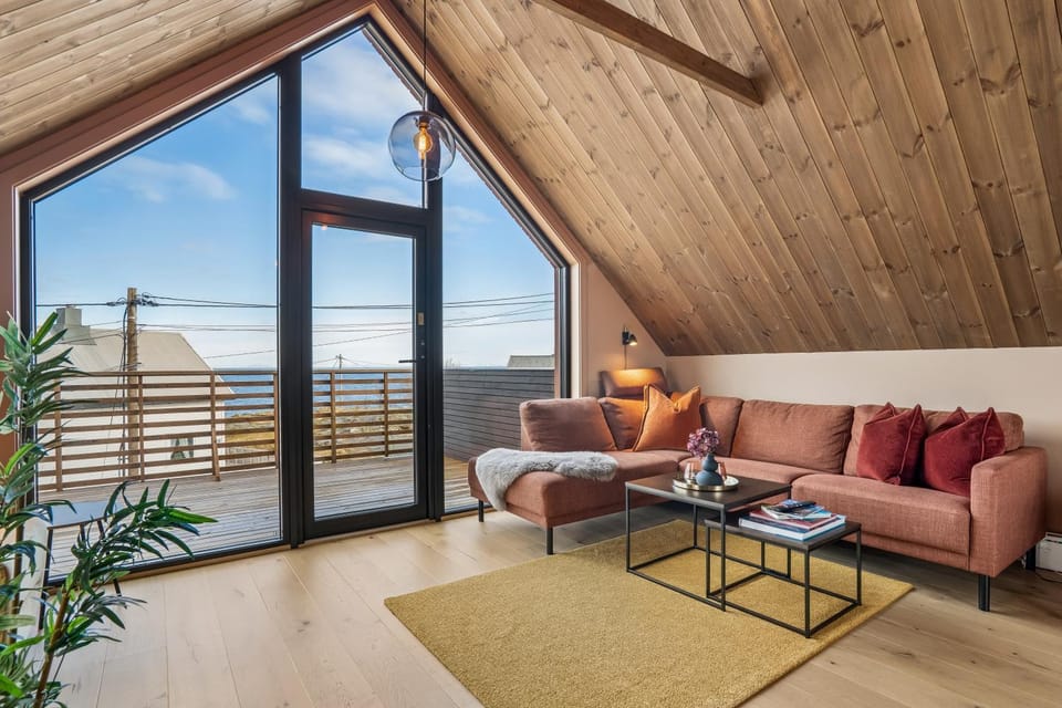 Villa The high end of Lofoten- with SAUNA House in Lofoten