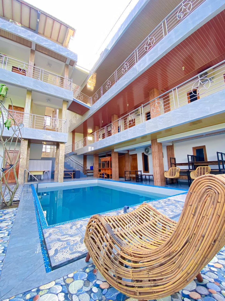 Swimming pool
