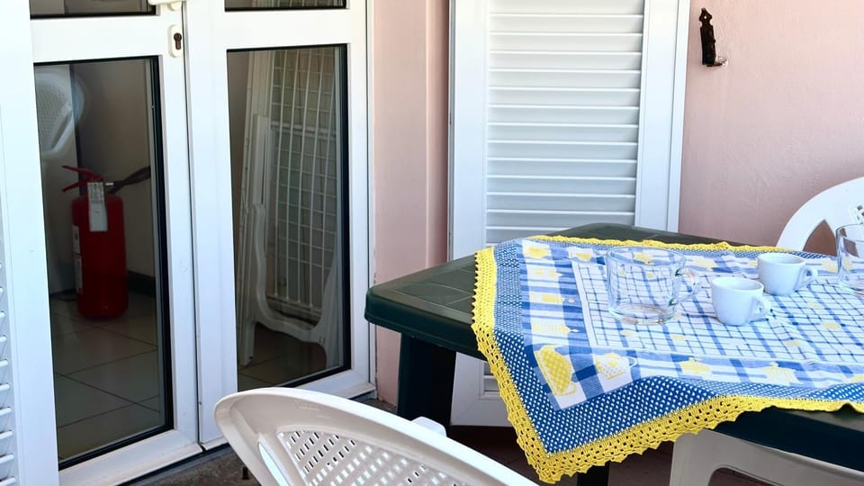 Palme 2/A - Marcelli, bilocale con vista mare, Residence Le Palme Apartment in Marcelli