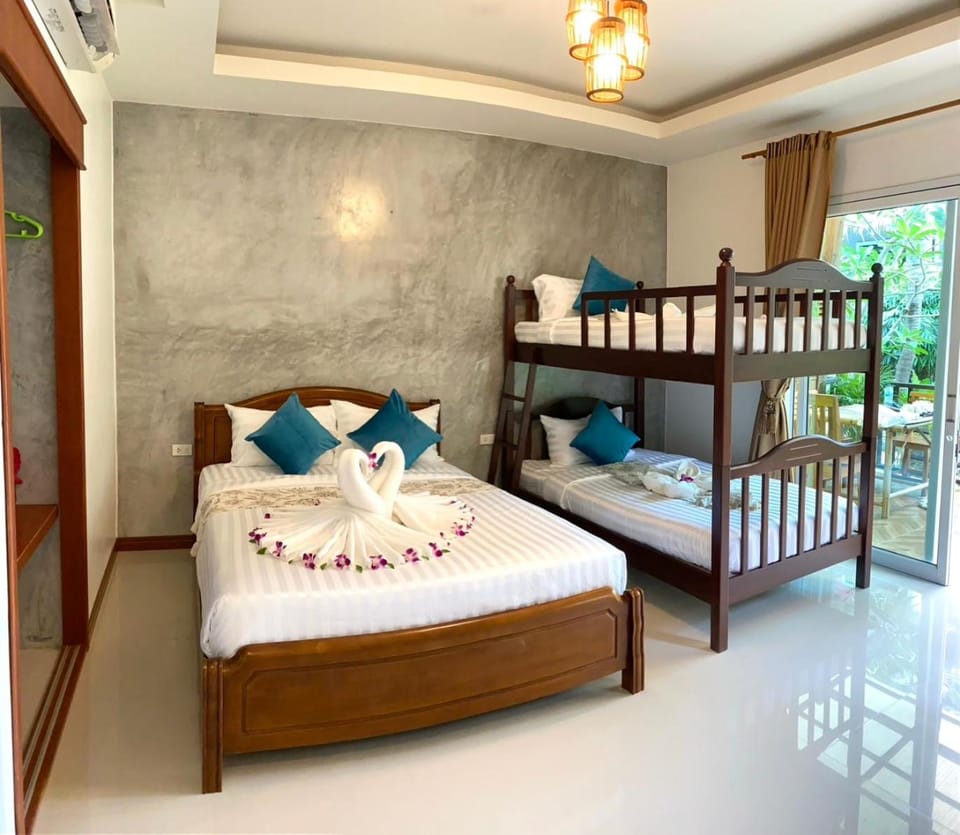 Lanta Just Come Bungalow Hotel in Sala Dan