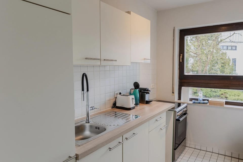 17-Stillvolles 2-Zimmer Apartment mit Boxspringbett,WLAN,großem Balkon mit Gartenblick Apartment in Wiesbaden