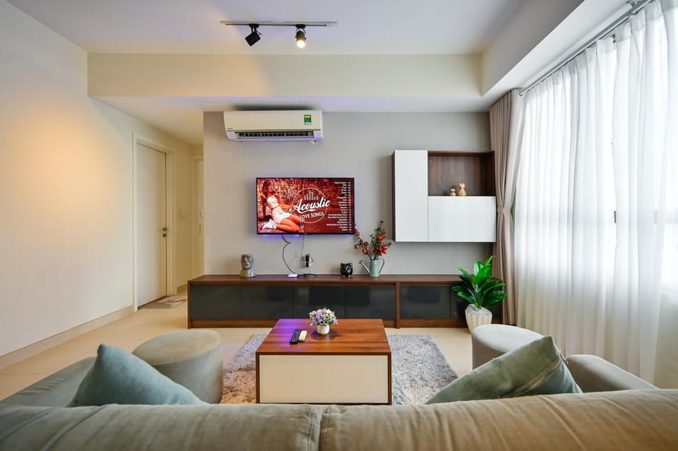 Wonderful 2 BR condo in Masteri T1, fully furnished with full amenities Apartment in Ho Chi Minh City