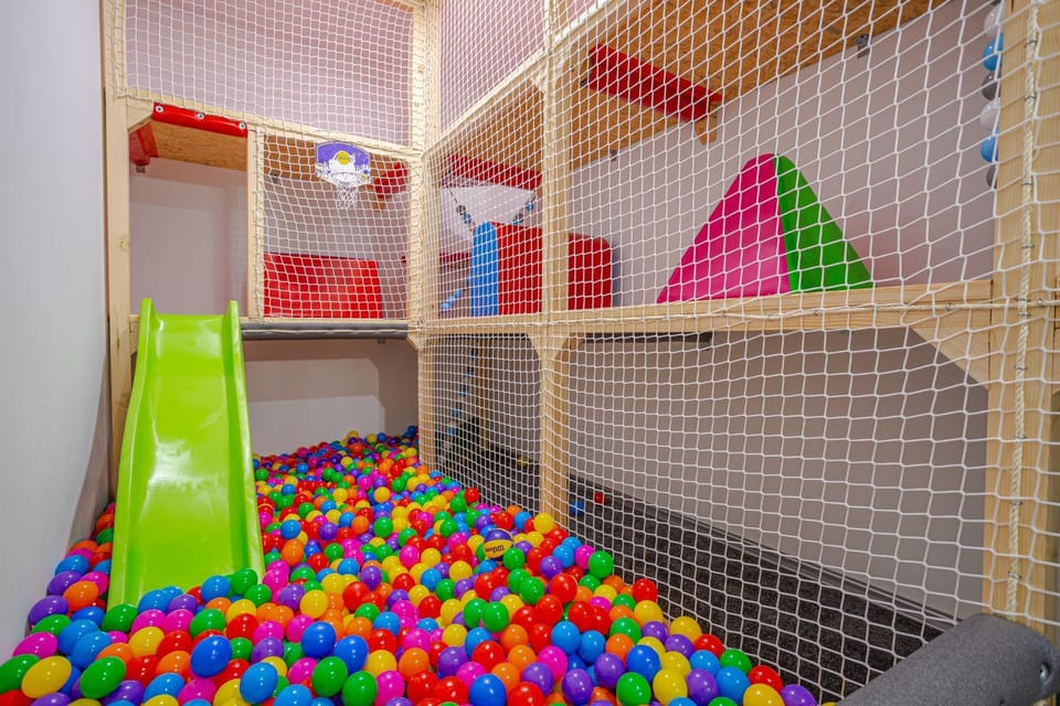 Kids's club, children, children