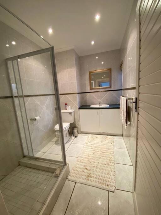 Luxury 3 Bedroom Beach House on Supertubes Villa in Eastern Cape