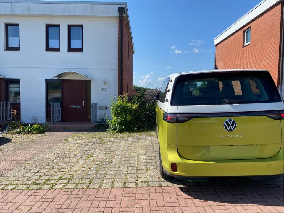 Property building, Parking