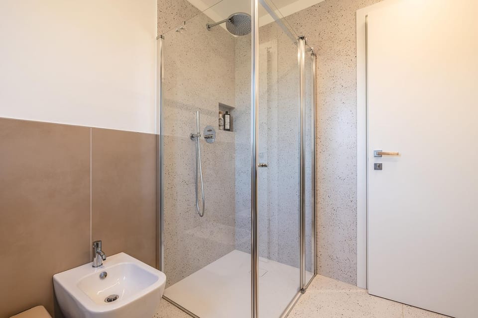 ELVY Garda Living Garden Apartment in Trentino-South Tyrol