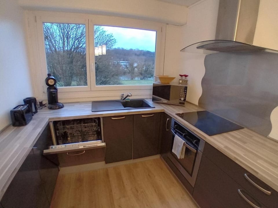 pet friendly, stove, toaster