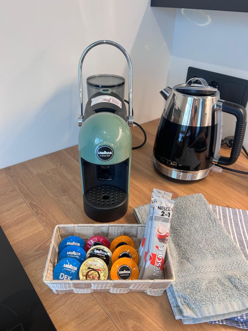 Coffee/tea facilities, Kitchen or kitchenette