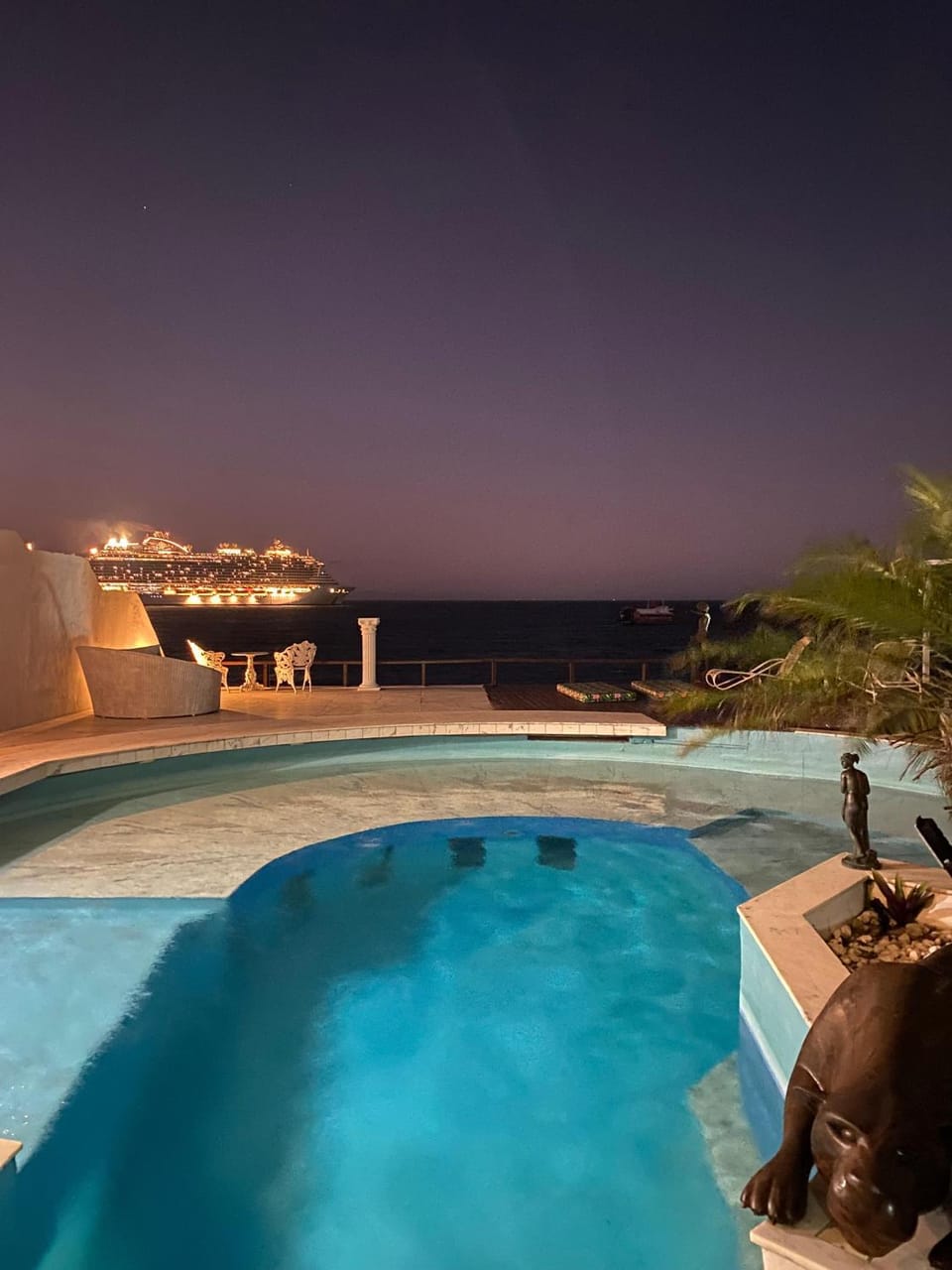 Night, Pool view, Sea view