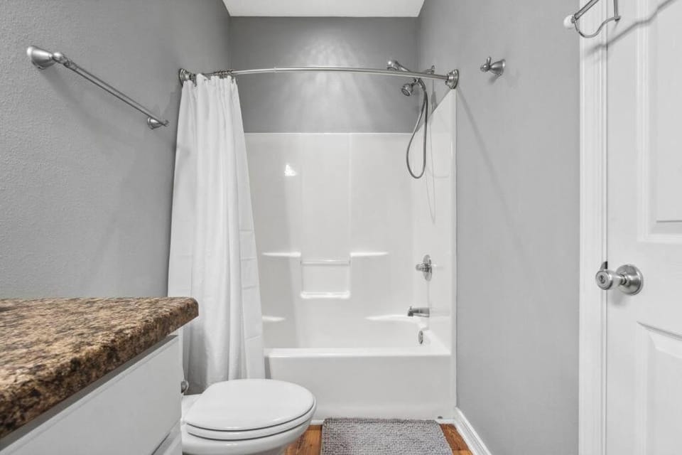 4013 One minute to beach Two pools dog friendly House in Alabama