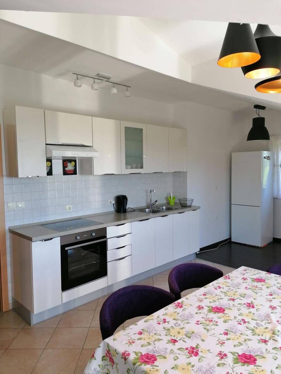 dishwasher, oven, stove, kitchen