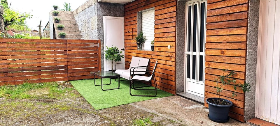 Property building, Balcony/Terrace