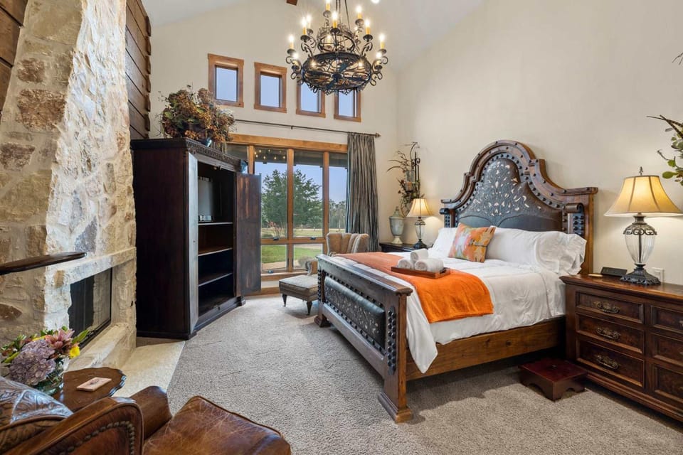 Private Ranch - Pool - Ping Pong - Yoga - Weddings - Games House in Rio Grande