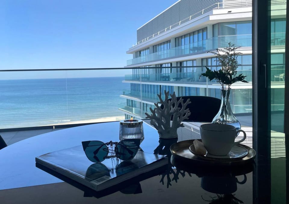 Property building, View (from property/room), View (from property/room), Sea view, Swimming pool