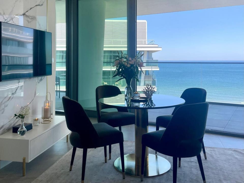 Living room, Sea view